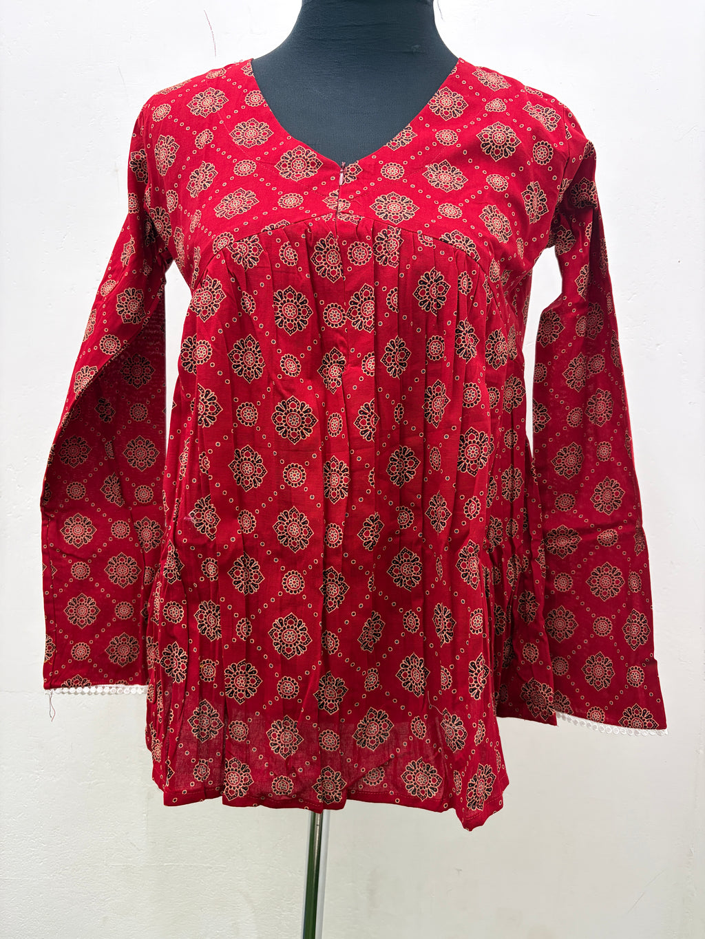 Feeding short Kurti