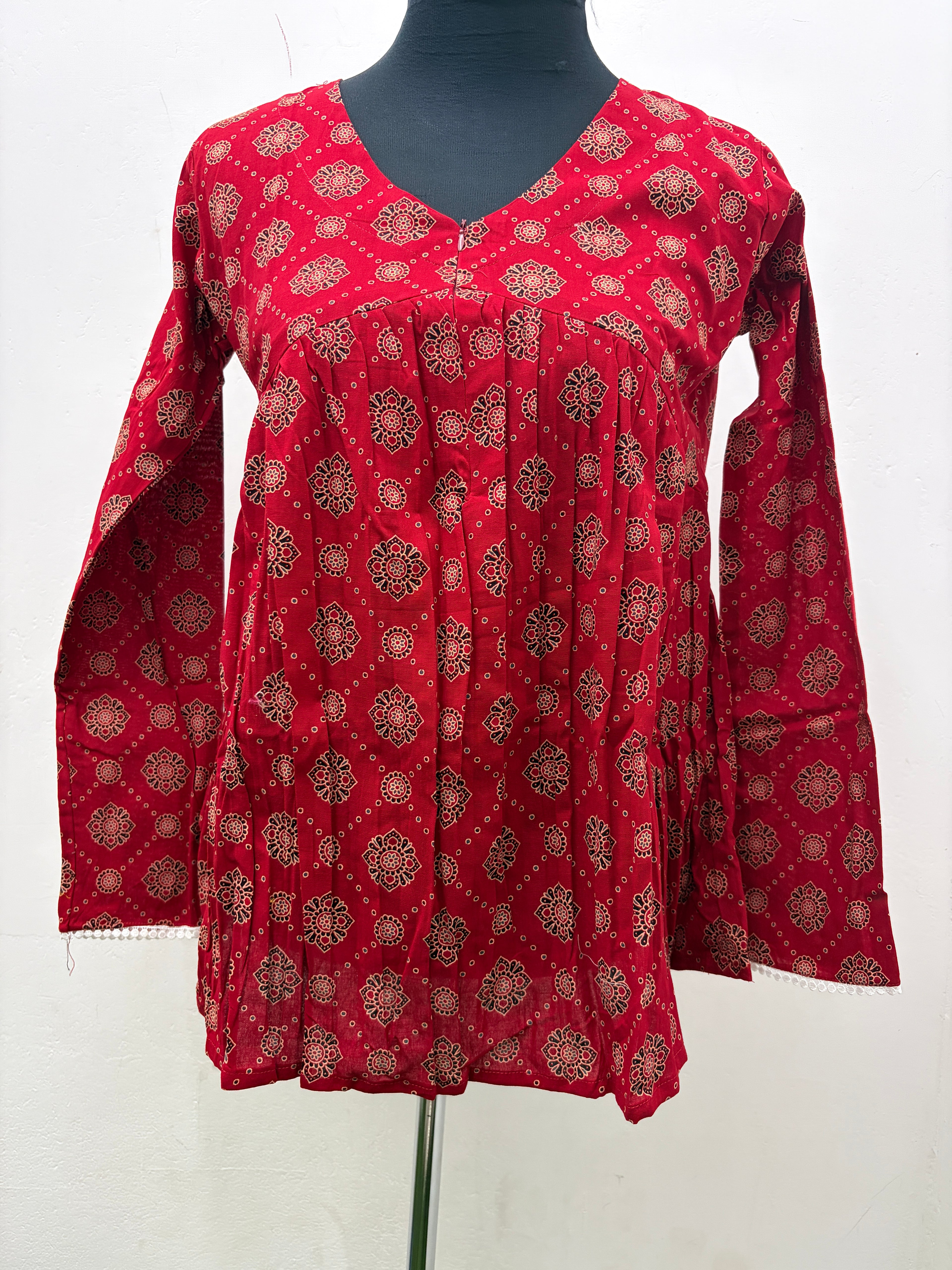 Feeding short Kurti
