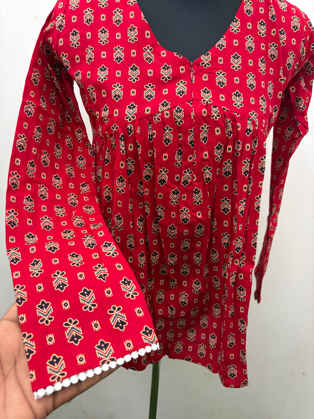 Feeding short Kurti