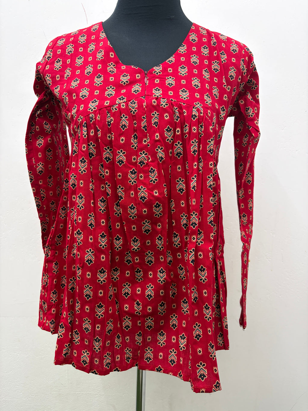 Feeding short Kurti