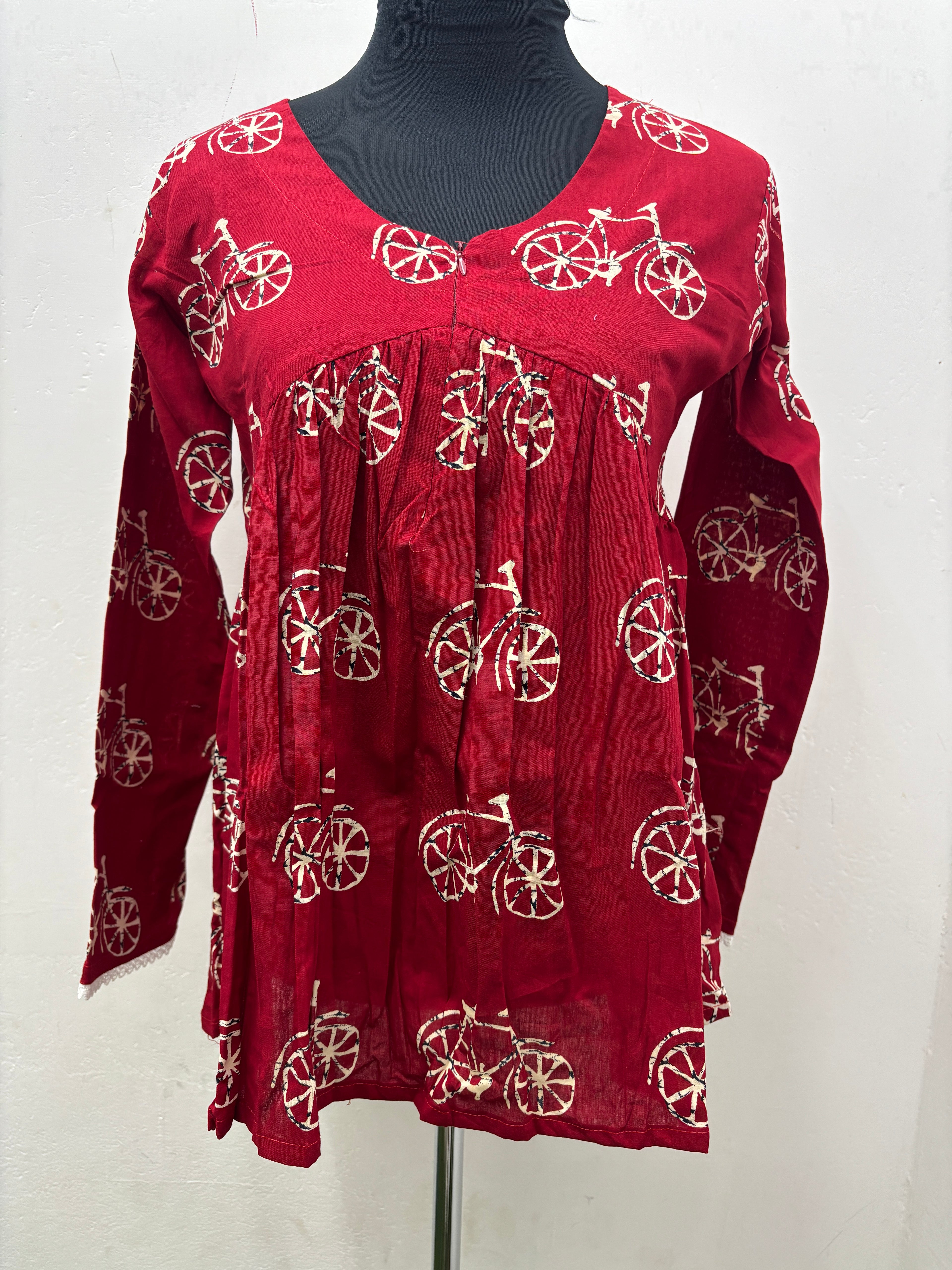 Feeding short Kurti