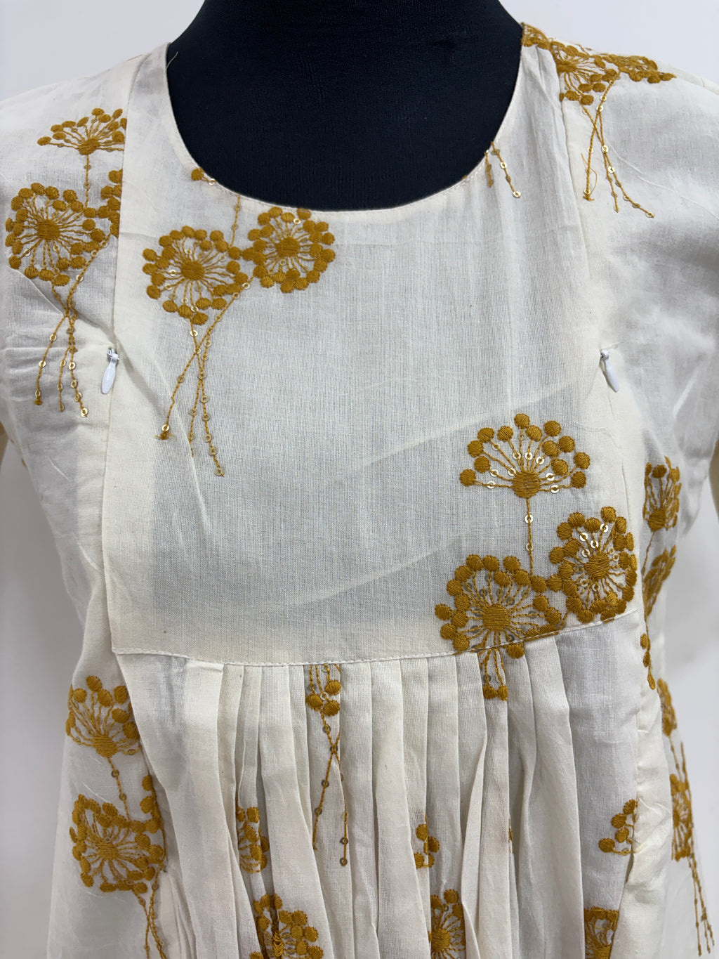 Cotton thread embroidery feeding Kurti