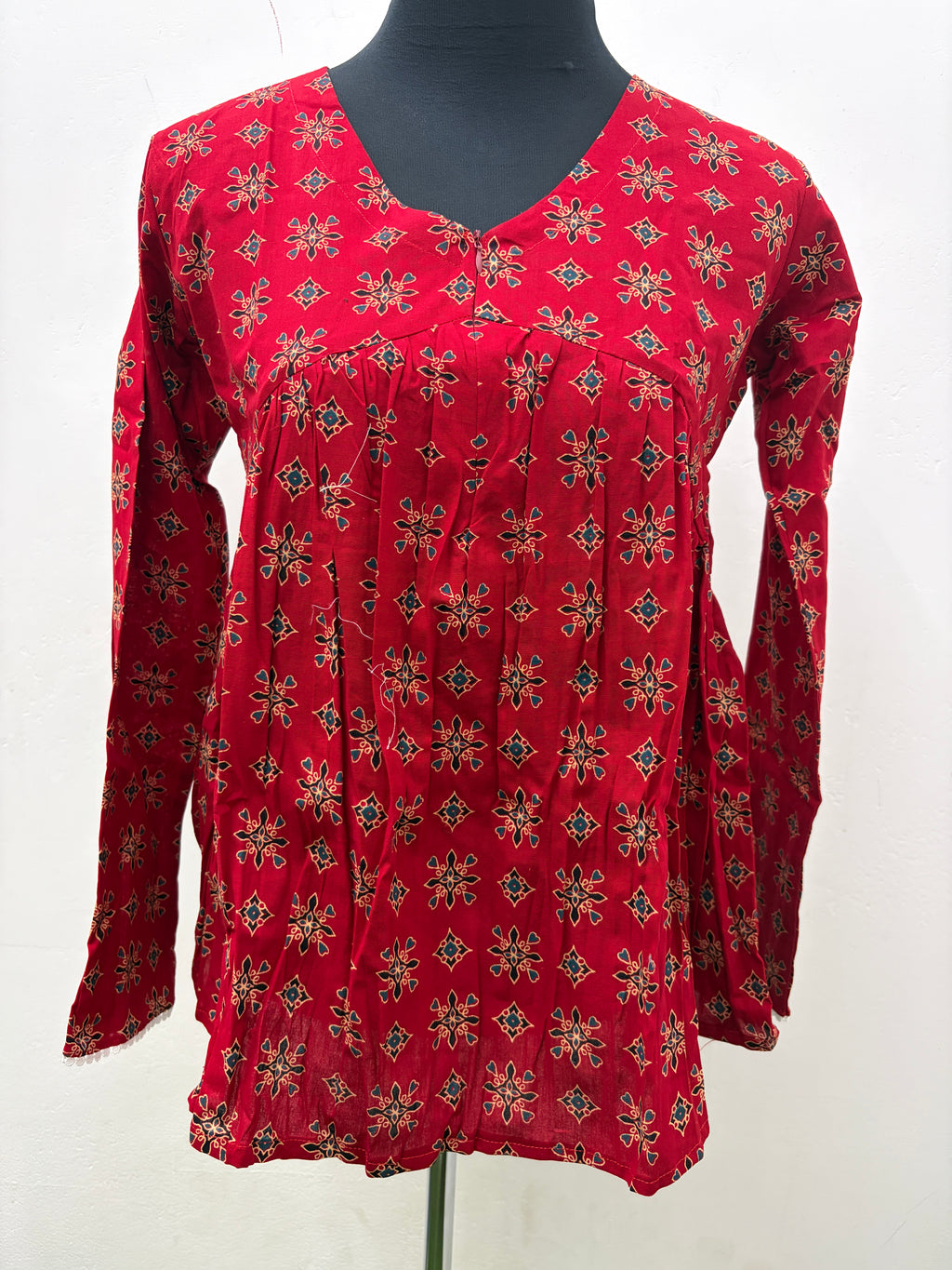 Feeding short Kurti